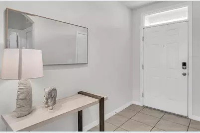 988 Cambridge Drive, Winter Haven, FL 33881 - Photo 4