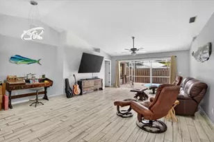 1881 Summer Walk Cir, Sarasota, FL 34232 - Photo 4
