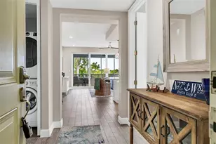 391 Aruba Cir, Bradenton, FL 34209 - Photo 6