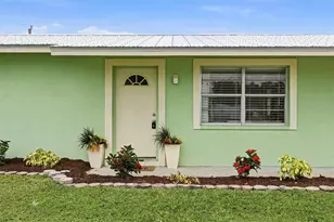 340 51st Street W, Palmetto, FL 34221 - Photo 4