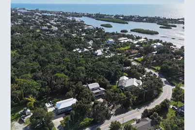 603 Laurel Road W, Nokomis, FL 34275 - Photo 2