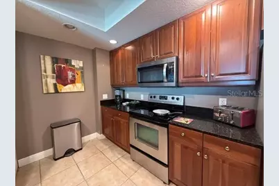 800 N Tamiami Trail #1006, Sarasota, FL 34236 - Photo 2