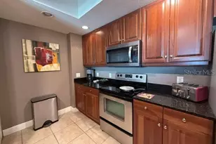 800 N Tamiami Trl, Sarasota, FL 34236 - Photo 2