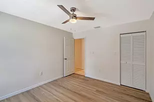 4799 Oak Forest Dr W, Sarasota, FL 34231 - Photo 30