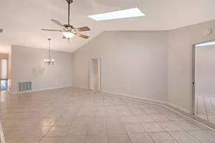4799 Oak Forest Dr W, Sarasota, FL 34231 - Photo 16