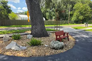 390 Henderson Ave, Seffner, FL 33584 - Photo 46