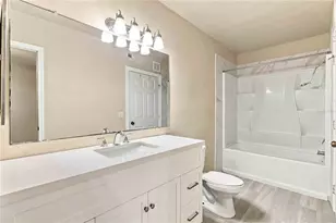 1015 Villagio Cir, Sarasota, FL 34237 - Photo 16