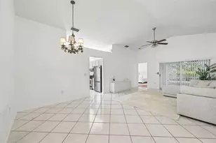 5684 Alden Garden Way, Sarasota, FL 34235 - Photo 14