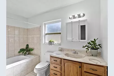 4260 Bell Avenue, Sarasota, FL 34231 - Photo 12