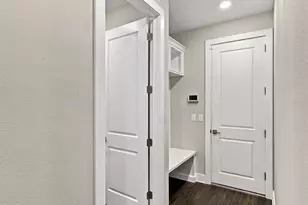 18519 Dayspring Pl, Venice, FL 34293 - Photo 30