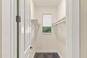 18519 Dayspring Pl, Venice, FL 34293 - Photo 22
