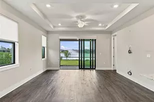 18519 Dayspring Pl, Venice, FL 34293 - Photo 10