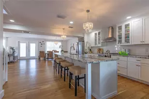 607 S Bay Blvd, Anna Maria, FL 34216 - Photo 10