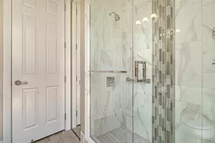 5924 Mariposa Ln, Sarasota, FL 34238 - Photo 34