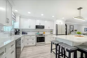 5600 Beach Way Dr, Sarasota, FL 34242 - Photo 18