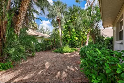 2104 Tocobaga Lane, Nokomis, FL 34275 - Photo 48