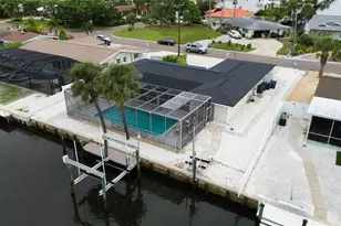 9911 Royal Palm Dr, Bradenton, FL 34210 - Photo 1