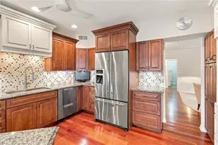 4565 Bay Club Dr, Bradenton, FL 34210 - Photo 16