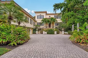 1083 Westway Dr, Sarasota, FL 34236 - Photo 8
