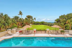 1083 Westway Dr, Sarasota, FL 34236 - Photo 12