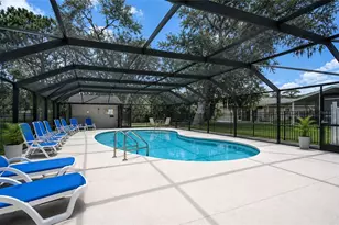 358 Bearded Oaks Cir, Sarasota, FL 34232 - Photo 18