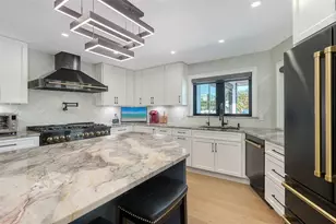 809 Idlewild Way, Sarasota, FL 34242 - Photo 8