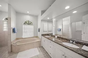 4749 Acorn Cir, Sarasota, FL 34233 - Photo 24