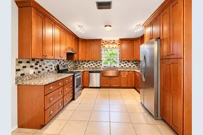 4709 Brooksdale Drive, Sarasota, FL 34232 - Photo 4