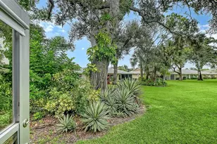 4207 Bowling Green Cir, Sarasota, FL 34233 - Photo 36