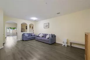 3793 Parkridge Cir, Sarasota, FL 34243 - Photo 6