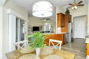 1604 Alexander Crossing Way, Sun City Center, FL 33573 - Photo 20