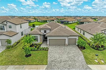 15332 Serene Shores Loop, Bradenton, FL 34211 - Photo 1