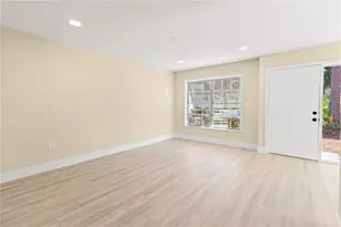 727 N Jefferson Ave, Sarasota, FL 34237 - Photo 16