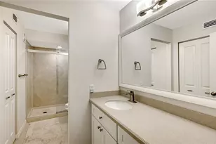 4729 Winslow Beacon, Sarasota, FL 34235 - Photo 22