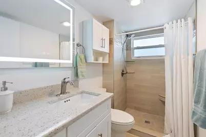 1250 N Portofino Drive #304, Sarasota, FL 34242 - Photo 20