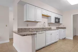 4138 66th St Cir W, Bradenton, FL 34209 - Photo 10