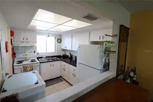 4206 Heron Way, Bradenton, FL 34205 - Photo 2