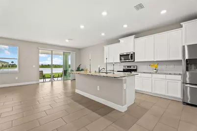 5728 Woodland Sage Drive, Sarasota, FL 34238 - Photo 8