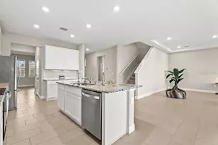 5728 Woodland Sage Dr, Sarasota, FL 34238 - Photo 10