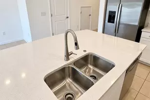 8556 Lunar Skye St, Sarasota, FL 34241 - Photo 4