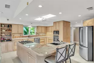 103 Sunset Ln, Anna Maria, FL 34216 - Photo 18