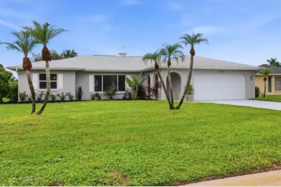 1010 Malibu Court, Venice, FL 34293 - Photo 1