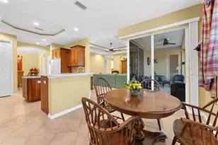 2524 Jefferson Cir, Sarasota, FL 34239 - Photo 8