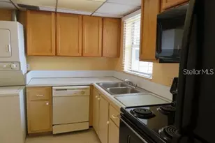 2727 75th St W, Bradenton, FL 34209 - Photo 2