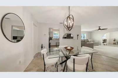 6717 Roxbury Drive, Sarasota, FL 34231 - Photo 6