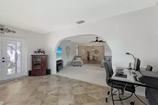 6717 Roxbury Dr, Sarasota, FL 34231 - Photo 18