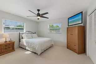 6717 Roxbury Dr, Sarasota, FL 34231 - Photo 20