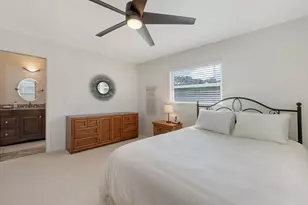6717 Roxbury Dr, Sarasota, FL 34231 - Photo 26