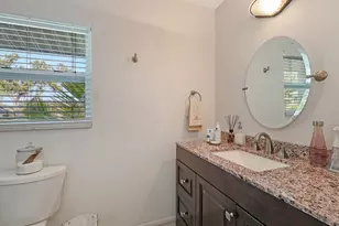 6717 Roxbury Dr, Sarasota, FL 34231 - Photo 28