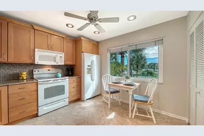 6204 Midnight Pass Road #205, Sarasota, FL 34242 - Photo 14